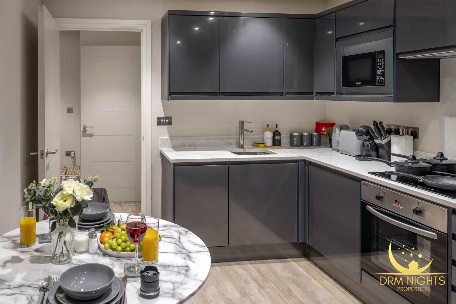Modern 1-Bedroom Apartment In Leeds City Centre Sleeps 2 Central Station Exterior foto